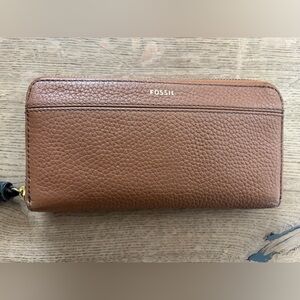 Fossil Pebbled Leather Zip Around Wallet - Cognac Brown